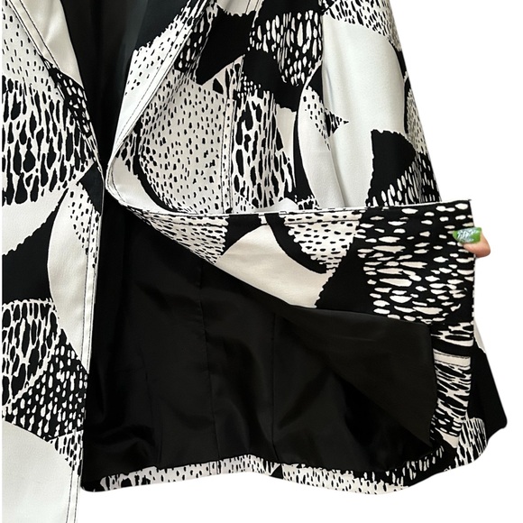 Chicos Design Blazer Jacket Coat Size Med - Picture 4 of 8